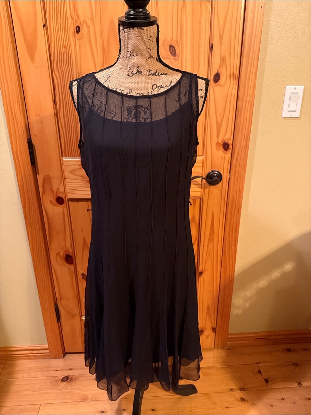 Calvin Klein Black Sleeveless Chiffon Lined Dress Sz 12